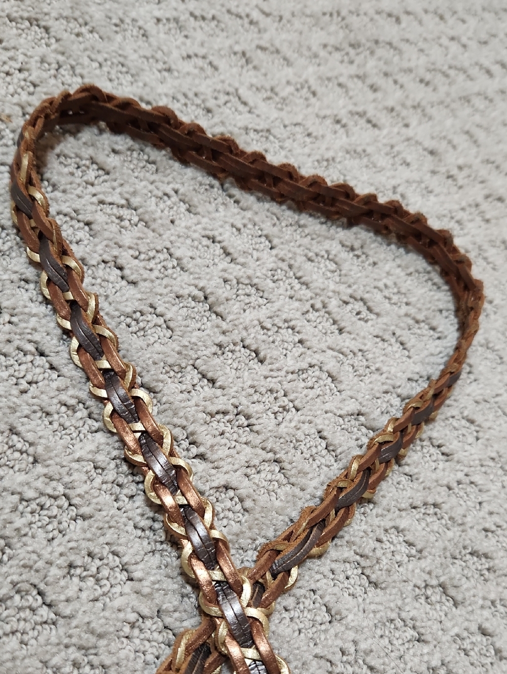Fossil Braided Leather Belt in Metallic Pewter, Copper Brown, Gold Size Medium - Picture 4 of 13